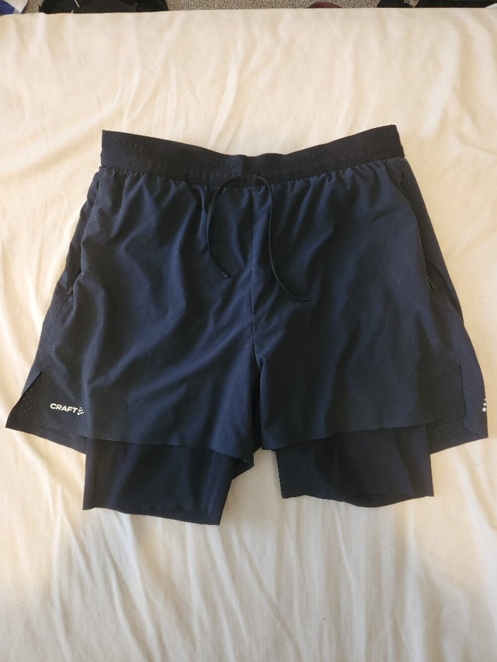 Craft Hypervent men's size medium 2 in 1 lined shorts